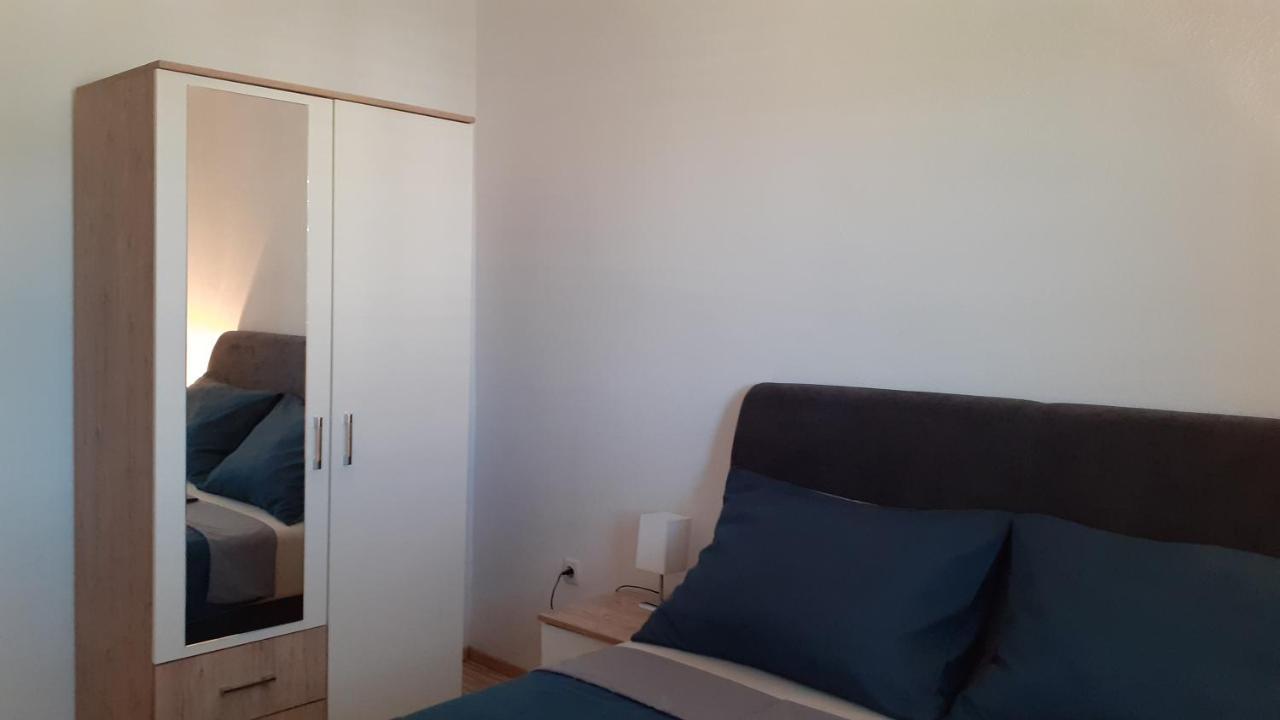 Apartman Nina โวดีเซ ภายนอก รูปภาพ