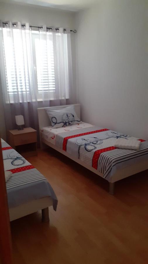 Apartman Nina โวดีเซ ภายนอก รูปภาพ
